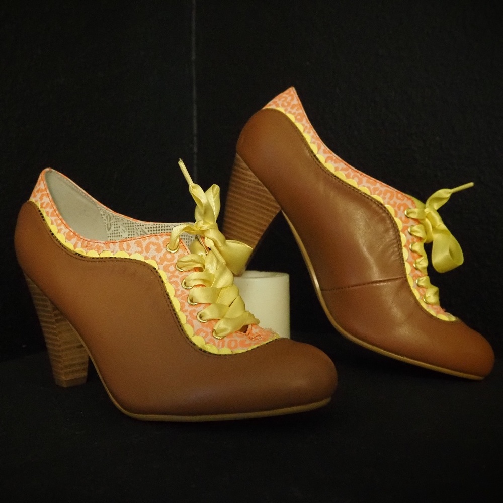 Poetic License -- Oxford Back Lash